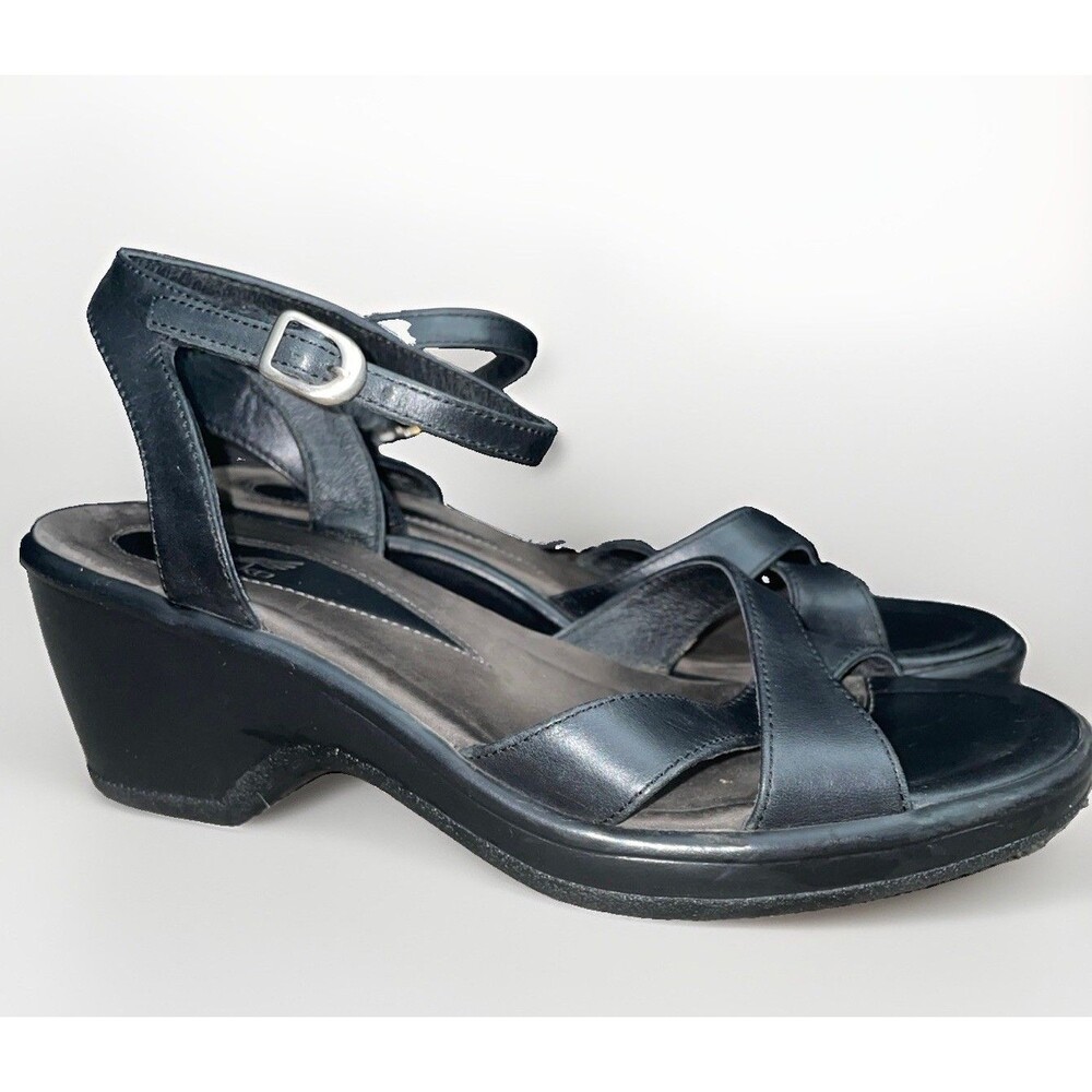 Dansko Black Leather Wedge Sandals Ankle Buckle Womens Size 39 EU 8.5-9